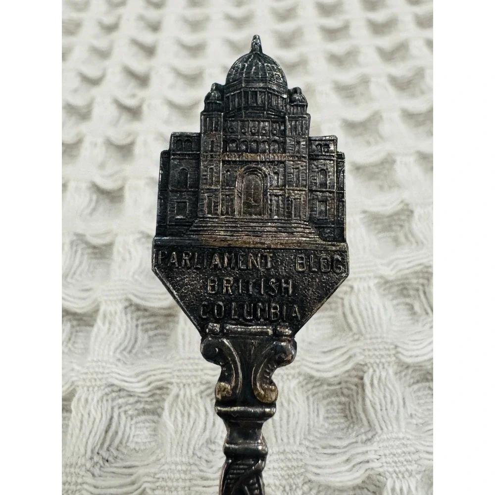 Vintage Victoria BC Parliament Building Souvenir Spoon Silver Tone